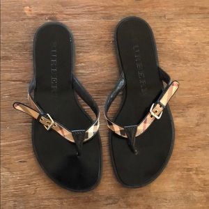 Burberry Check Black Toe Strap Flip Flop Sandals